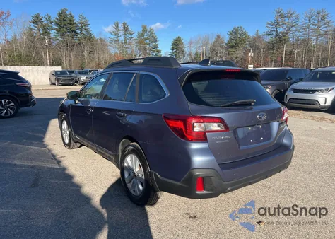 2018 Subaru Outback 2.5I Premium z USA, uszkodzony, nr VIN 4S4BSAFCXJ3208683